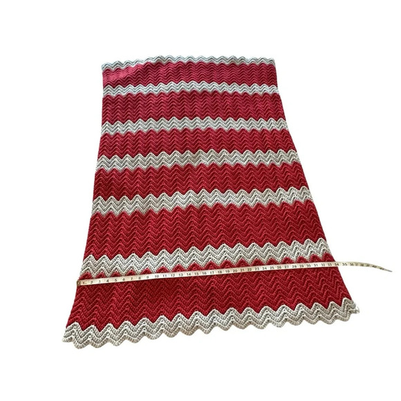 Handmade Chevron crochet blanket Red and Grey 48x34" - Picture 2 of 5